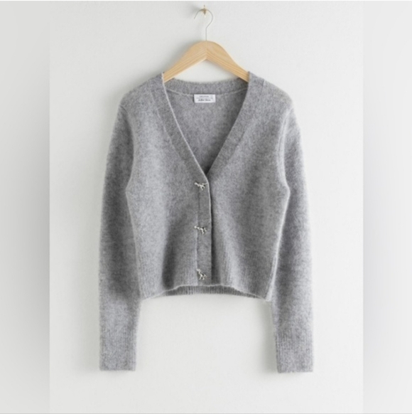 & Other Stories Sweaters - & Other Stories Light Gray V-Neck Fuzzy Cropped Cardigan